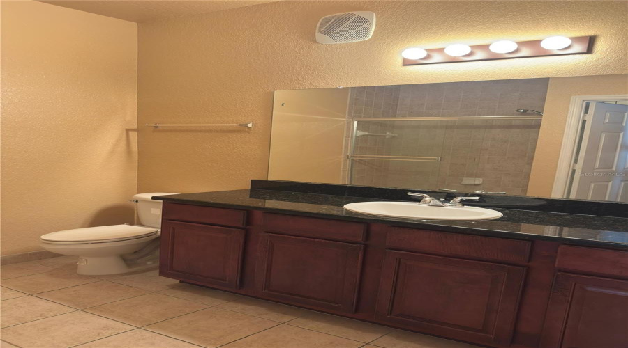 DAVENPORT, Florida 33896, 2 Bedrooms Bedrooms, ,2 BathroomsBathrooms,Residential,For Sale,TUSCAN,MFRO6319275