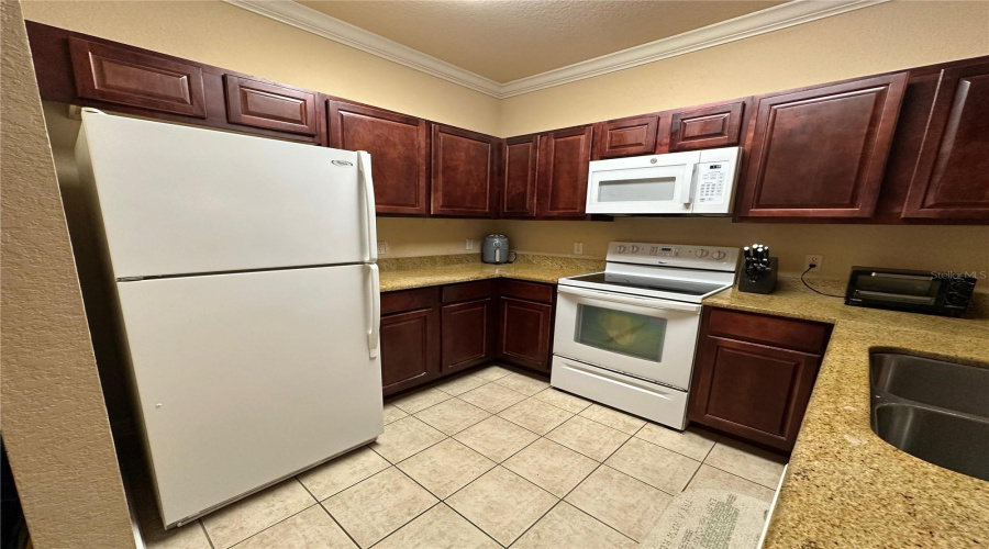 DAVENPORT, Florida 33896, 2 Bedrooms Bedrooms, ,2 BathroomsBathrooms,Residential,For Sale,TUSCAN,MFRO6319275
