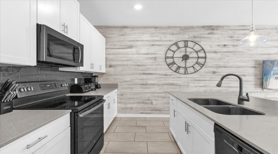 KISSIMMEE, Florida 34746, 4 Bedrooms Bedrooms, ,3 BathroomsBathrooms,Residential,For Sale,LULLABY,MFRO6319270