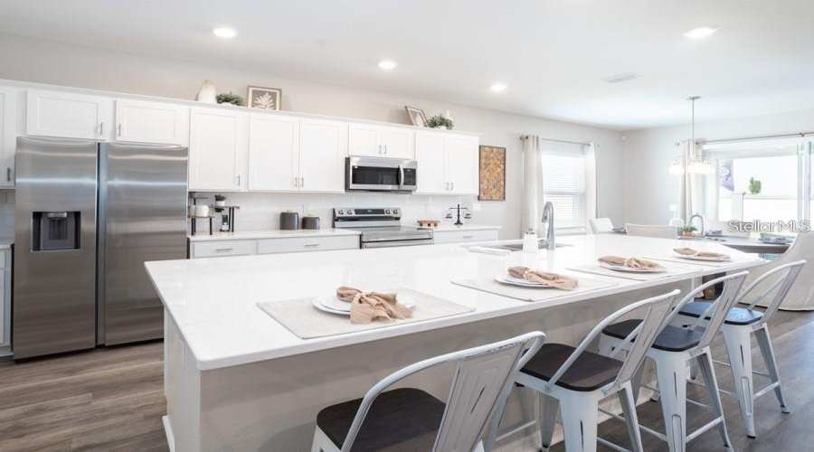 DAVENPORT, Florida 33837, 4 Bedrooms Bedrooms, ,2 BathroomsBathrooms,Residential,For Sale,FLEUR,MFRL4953831