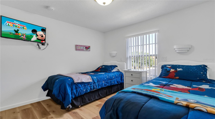 KIDS ROOM