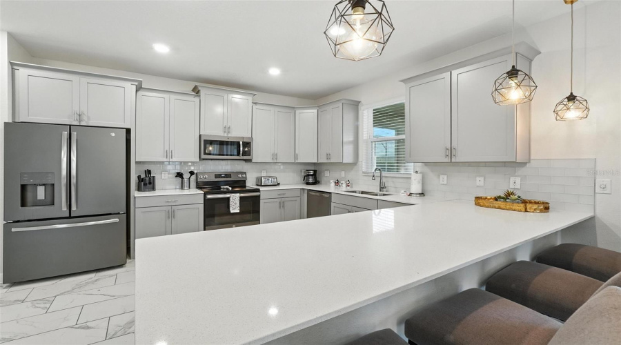DAVENPORT, Florida 33896, 6 Bedrooms Bedrooms, ,6 BathroomsBathrooms,Residential,For Sale,OCEAN COURSE,0,MFRO6319216