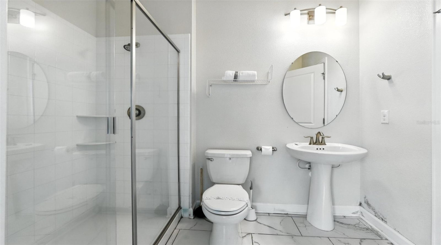 DAVENPORT, Florida 33896, 6 Bedrooms Bedrooms, ,6 BathroomsBathrooms,Residential,For Sale,OCEAN COURSE,0,MFRO6319216