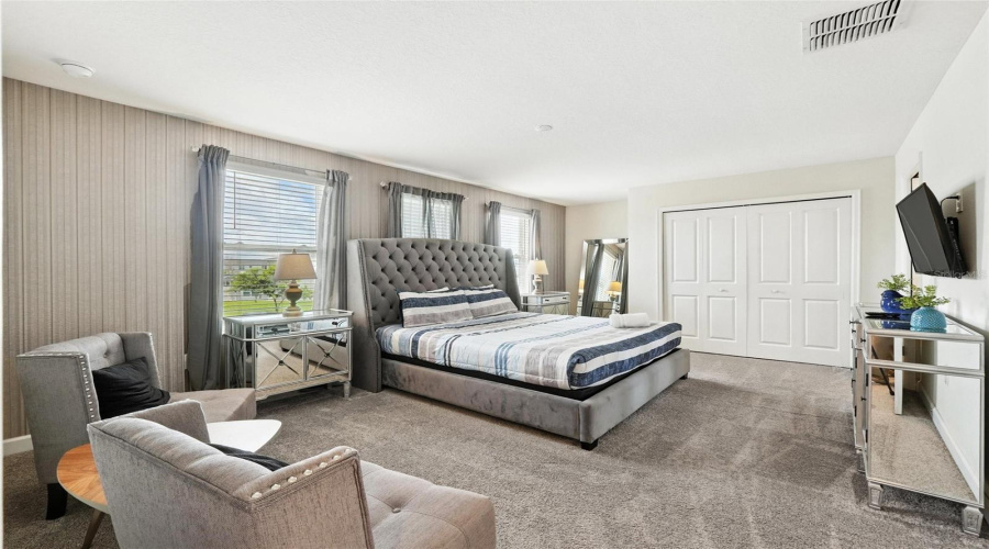 DAVENPORT, Florida 33896, 6 Bedrooms Bedrooms, ,6 BathroomsBathrooms,Residential,For Sale,OCEAN COURSE,0,MFRO6319216