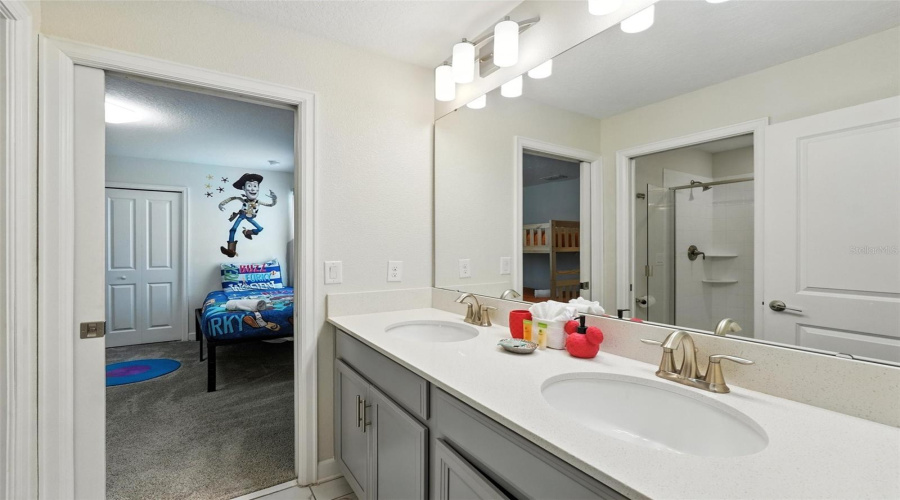 DAVENPORT, Florida 33896, 6 Bedrooms Bedrooms, ,6 BathroomsBathrooms,Residential,For Sale,OCEAN COURSE,0,MFRO6319216