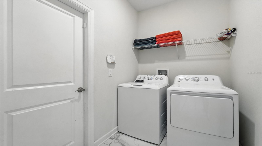 DAVENPORT, Florida 33896, 6 Bedrooms Bedrooms, ,6 BathroomsBathrooms,Residential,For Sale,OCEAN COURSE,0,MFRO6319216