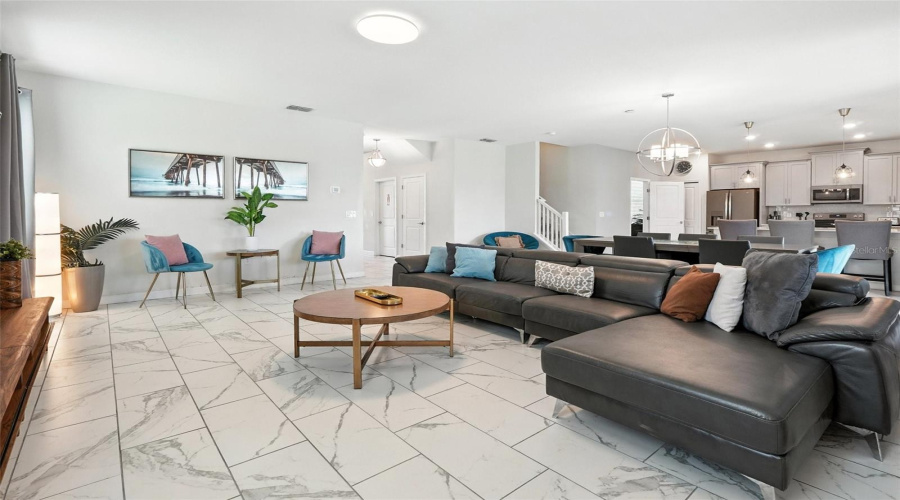 DAVENPORT, Florida 33896, 6 Bedrooms Bedrooms, ,6 BathroomsBathrooms,Residential,For Sale,OCEAN COURSE,0,MFRO6319216