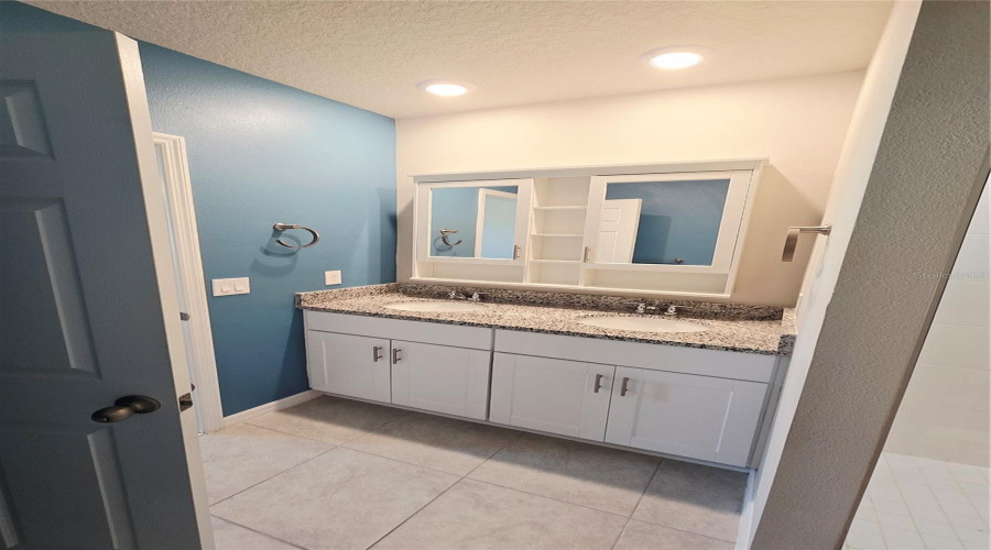 DAVENPORT, Florida 33897, 3 Bedrooms Bedrooms, ,2 BathroomsBathrooms,Residential,For Sale,MARBELLA,MFRS5129248