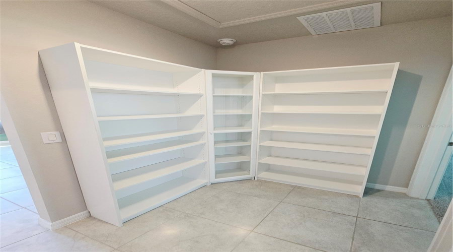 DAVENPORT, Florida 33897, 3 Bedrooms Bedrooms, ,2 BathroomsBathrooms,Residential,For Sale,MARBELLA,MFRS5129248