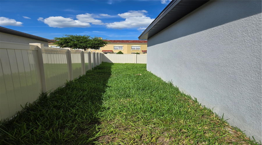 DAVENPORT, Florida 33897, 3 Bedrooms Bedrooms, ,2 BathroomsBathrooms,Residential,For Sale,MARBELLA,MFRS5129248