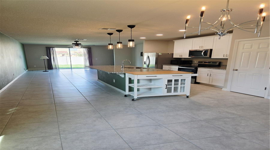 DAVENPORT, Florida 33897, 3 Bedrooms Bedrooms, ,2 BathroomsBathrooms,Residential,For Sale,MARBELLA,MFRS5129248