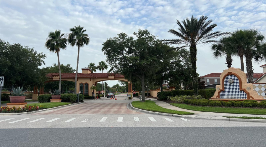KISSIMMEE, Florida 34746, 4 Bedrooms Bedrooms, ,3 BathroomsBathrooms,Residential,For Sale,LAS FUENTES,MFRO6316203