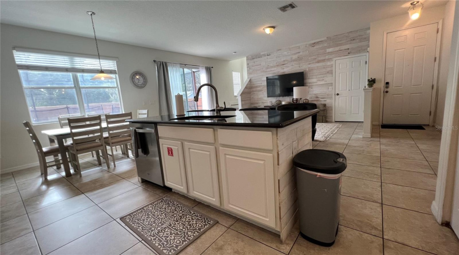 KISSIMMEE, Florida 34746, 4 Bedrooms Bedrooms, ,3 BathroomsBathrooms,Residential,For Sale,LAS FUENTES,MFRO6316203