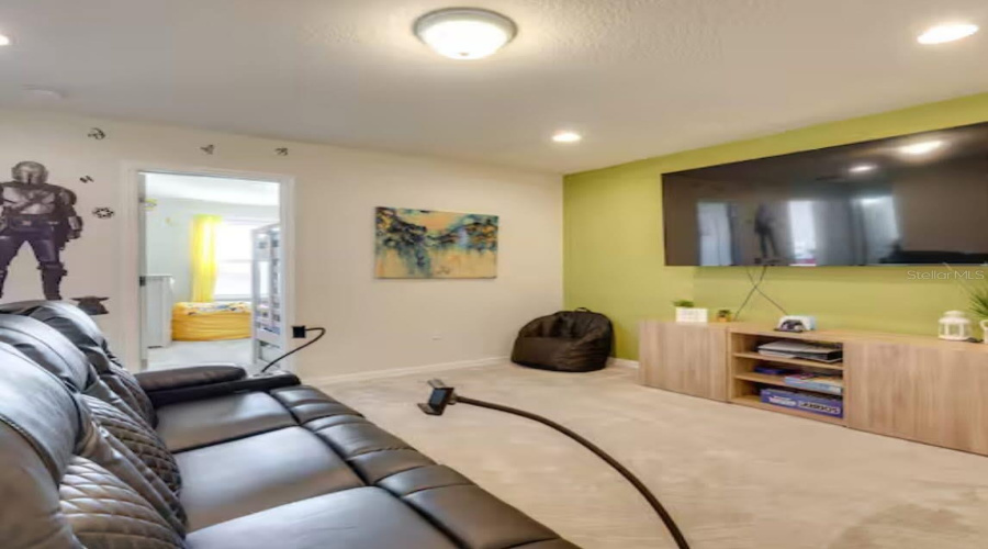 KISSIMMEE, Florida 34747, 4 Bedrooms Bedrooms, ,3 BathroomsBathrooms,Residential,For Sale,GENEVE,MFRC7511319