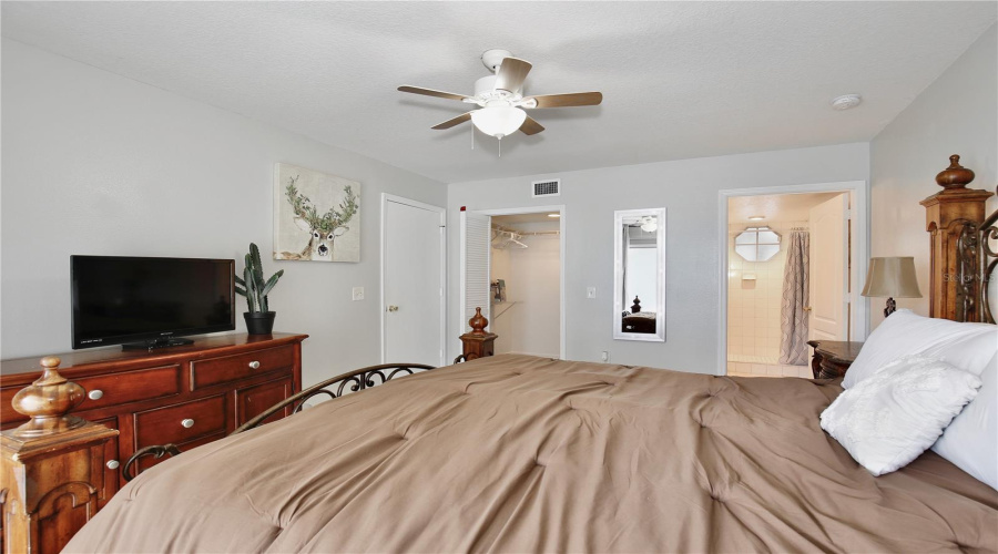 KISSIMMEE, Florida 34747, 3 Bedrooms Bedrooms, ,2 BathroomsBathrooms,Residential,For Sale,KNIGHTSBRIDGE,MFRO6319115