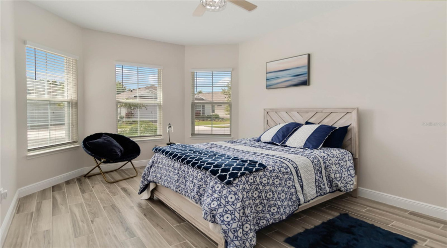 Un suite- Bedroom two with its own bathroom and walk in closet!