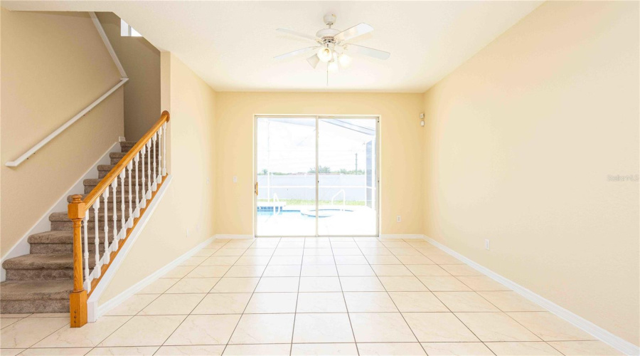 DAVENPORT, Florida 33897, 5 Bedrooms Bedrooms, ,3 BathroomsBathrooms,Residential,For Sale,BLACKHEATH,MFRO6300809