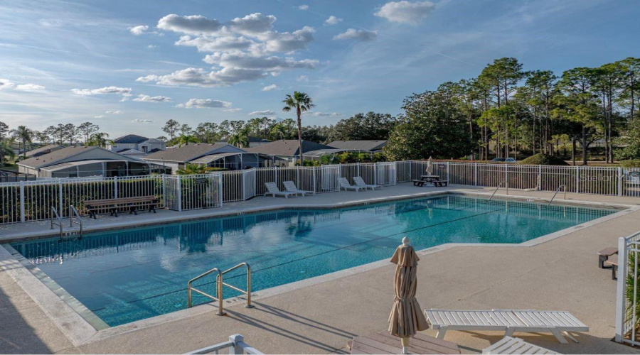 DAVENPORT, Florida 33897, 5 Bedrooms Bedrooms, ,3 BathroomsBathrooms,Residential,For Sale,BLACKHEATH,MFRO6300809