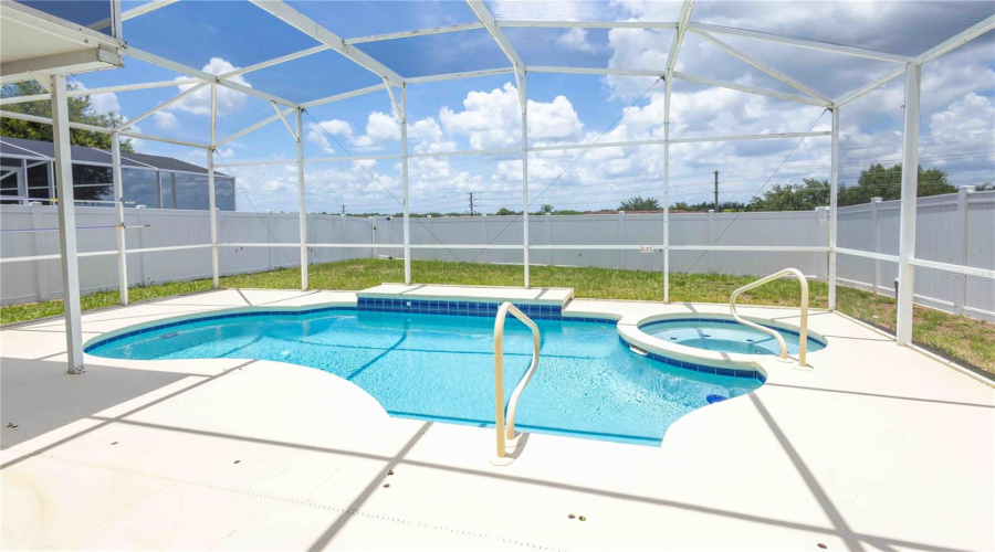 DAVENPORT, Florida 33897, 5 Bedrooms Bedrooms, ,3 BathroomsBathrooms,Residential,For Sale,BLACKHEATH,MFRO6300809