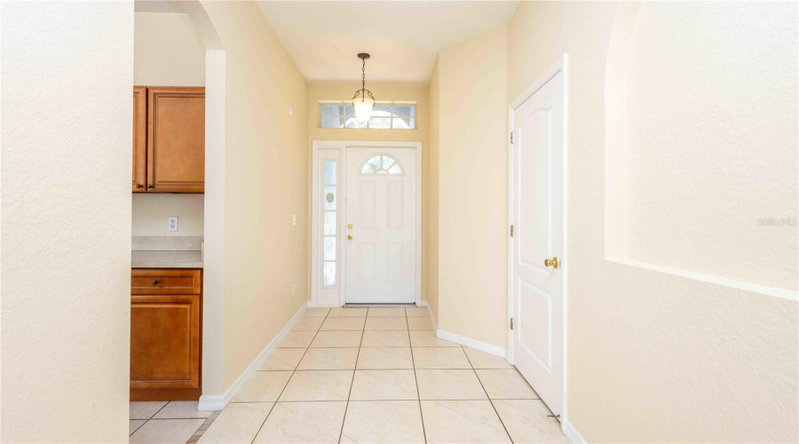 DAVENPORT, Florida 33897, 5 Bedrooms Bedrooms, ,3 BathroomsBathrooms,Residential,For Sale,BLACKHEATH,MFRO6300809