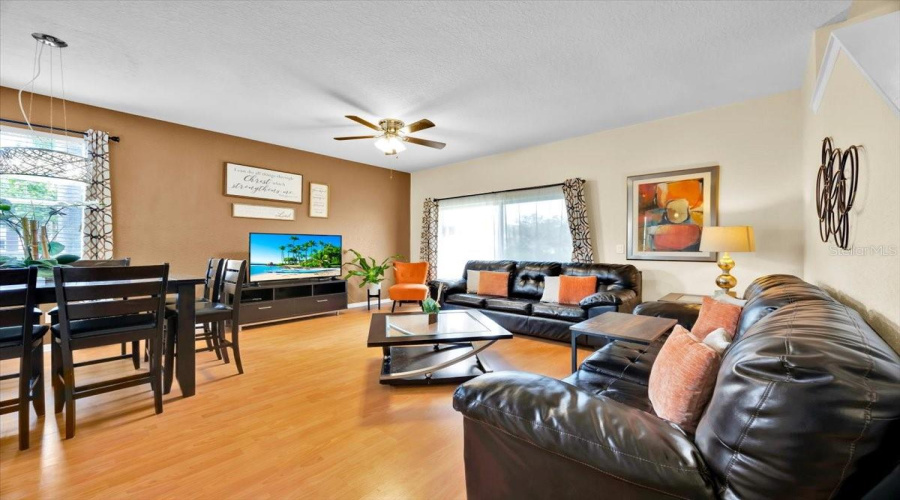 DAVENPORT, Florida 33897, 4 Bedrooms Bedrooms, ,3 BathroomsBathrooms,Residential,For Sale,CAMBRIA,MFRO6318979