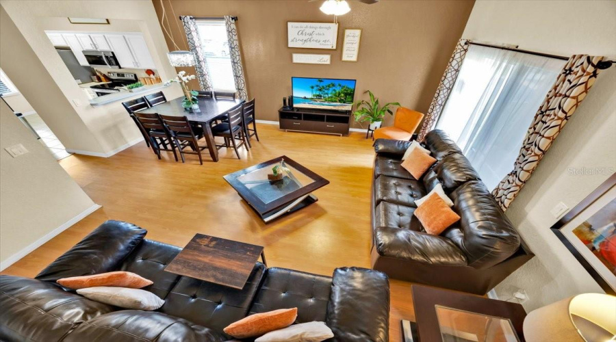 DAVENPORT, Florida 33897, 4 Bedrooms Bedrooms, ,3 BathroomsBathrooms,Residential,For Sale,CAMBRIA,MFRO6318979