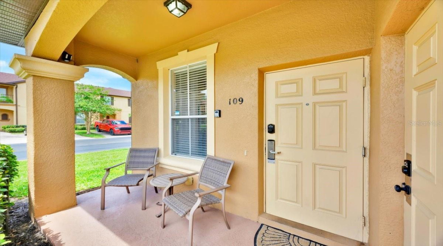 DAVENPORT, Florida 33897, 4 Bedrooms Bedrooms, ,3 BathroomsBathrooms,Residential,For Sale,CAMBRIA,MFRO6318979
