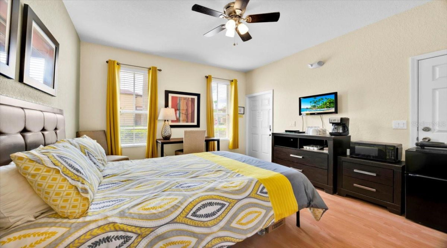 DAVENPORT, Florida 33897, 4 Bedrooms Bedrooms, ,3 BathroomsBathrooms,Residential,For Sale,CAMBRIA,MFRO6318979