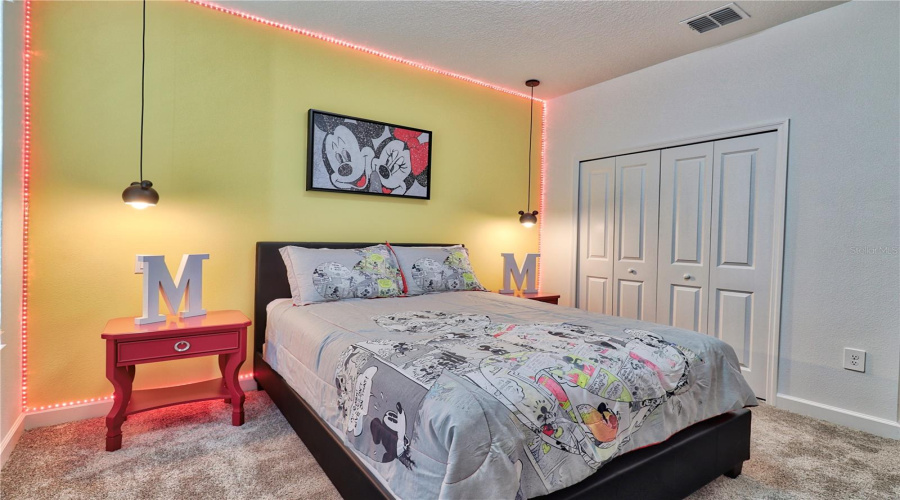 KISSIMMEE, Florida 34746, 5 Bedrooms Bedrooms, ,5 BathroomsBathrooms,Residential,For Sale,PETITION,0,MFRO6318882
