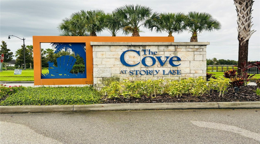 KISSIMMEE, Florida 34746, 2 Bedrooms Bedrooms, ,2 BathroomsBathrooms,Residential,For Sale,CLOCK TOWER,0,MFRTB8396509