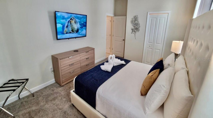 DAVENPORT, Florida 33896, 7 Bedrooms Bedrooms, ,5 BathroomsBathrooms,Residential,For Sale,CHALLENGE,0,MFRO6319610