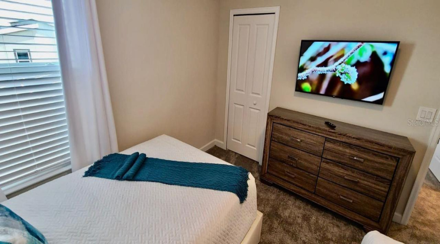 DAVENPORT, Florida 33896, 7 Bedrooms Bedrooms, ,5 BathroomsBathrooms,Residential,For Sale,CHALLENGE,0,MFRO6319610