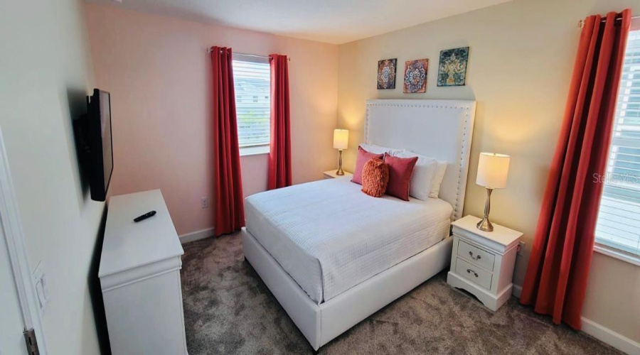 DAVENPORT, Florida 33896, 7 Bedrooms Bedrooms, ,5 BathroomsBathrooms,Residential,For Sale,CHALLENGE,0,MFRO6319610