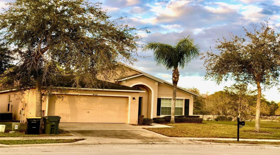 DAVENPORT, Florida 33896, 5 Bedrooms Bedrooms, ,3 BathroomsBathrooms,Residential,For Sale,ROYAL RIDGE,0,MFRS5129219