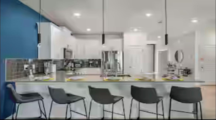 DAVENPORT, Florida 33896, 8 Bedrooms Bedrooms, ,5 BathroomsBathrooms,Residential,For Sale,SOMMERSET HILLS,MFRS5129299