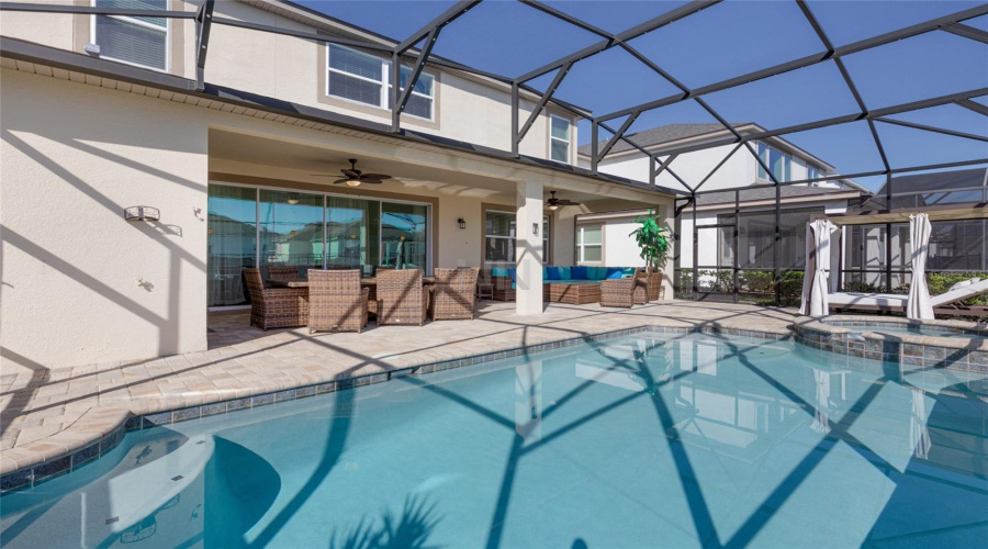 KISSIMMEE, Florida 34747, 5 Bedrooms Bedrooms, ,4 BathroomsBathrooms,Residential,For Sale,CARIBBEAN VIEW,0,MFRO6319663