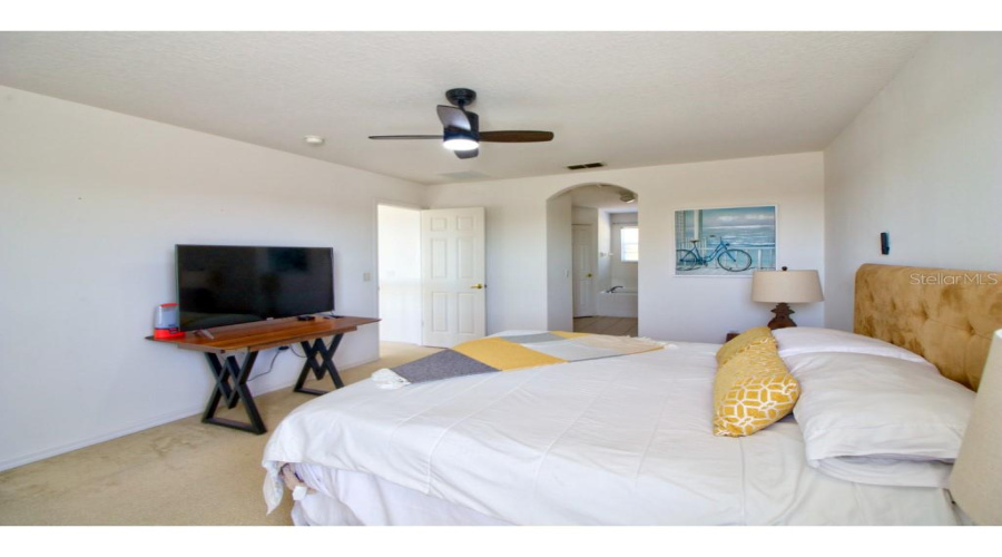 DAVENPORT, Florida 33897, 5 Bedrooms Bedrooms, ,4 BathroomsBathrooms,Residential,For Sale,BRIDGEWATER,0,MFRO6319825