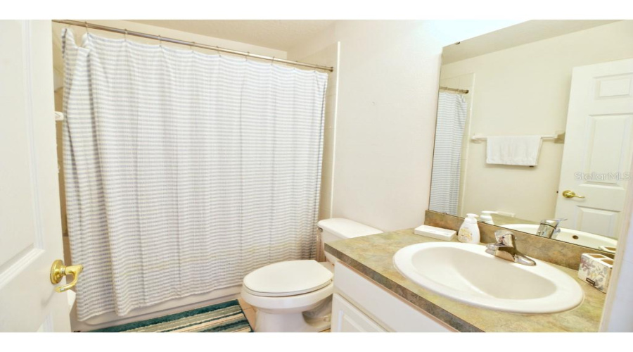 DAVENPORT, Florida 33897, 5 Bedrooms Bedrooms, ,4 BathroomsBathrooms,Residential,For Sale,BRIDGEWATER,0,MFRO6319825