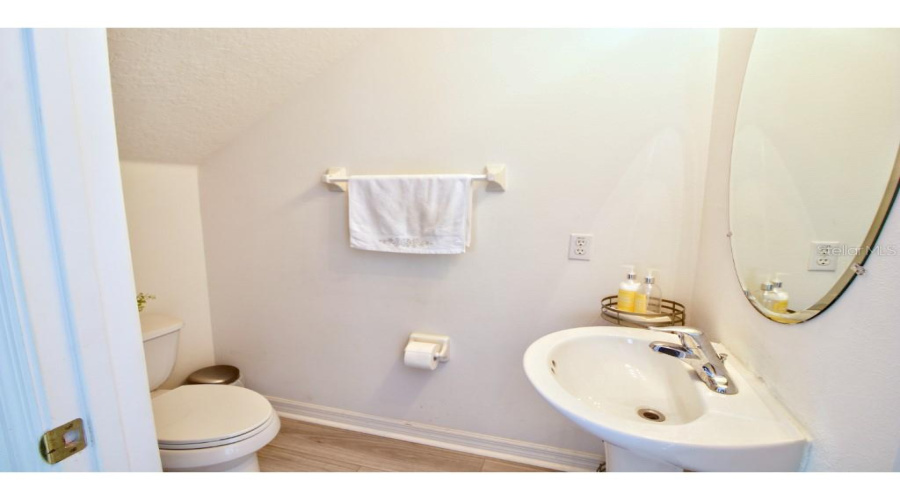 DAVENPORT, Florida 33897, 5 Bedrooms Bedrooms, ,4 BathroomsBathrooms,Residential,For Sale,BRIDGEWATER,0,MFRO6319825