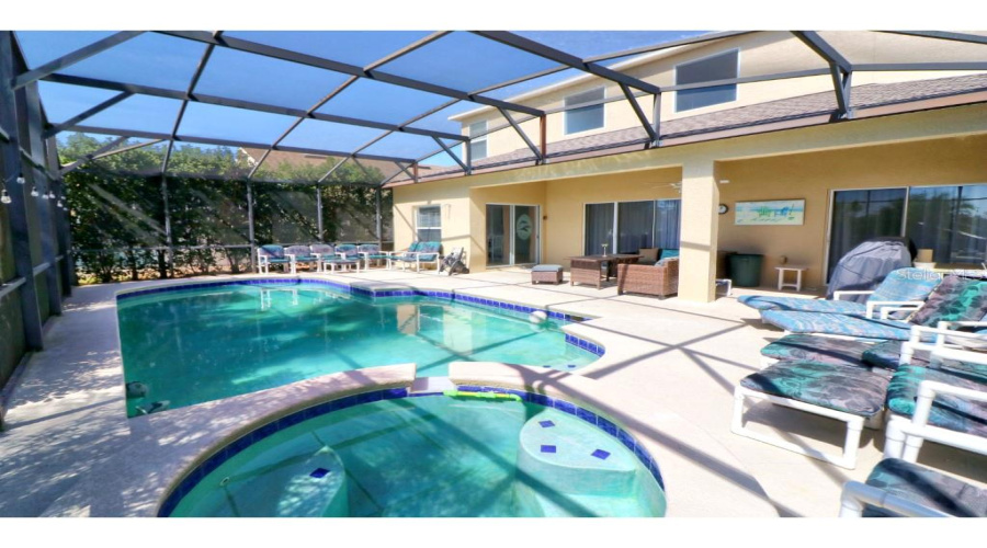 DAVENPORT, Florida 33897, 5 Bedrooms Bedrooms, ,4 BathroomsBathrooms,Residential,For Sale,BRIDGEWATER,0,MFRO6319825