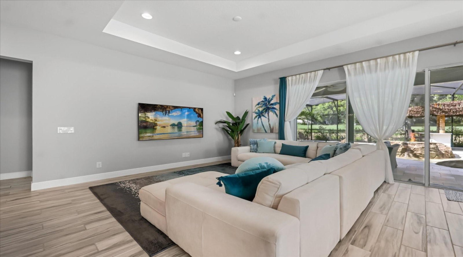 KISSIMMEE, Florida 34747, 3 Bedrooms Bedrooms, ,2 BathroomsBathrooms,Residential,For Sale,FOUR SEASONS,0,MFRO6316873