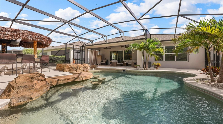 KISSIMMEE, Florida 34747, 3 Bedrooms Bedrooms, ,2 BathroomsBathrooms,Residential,For Sale,FOUR SEASONS,0,MFRO6316873