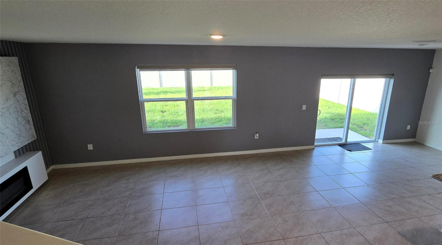 DAVENPORT, Florida 33837, 5 Bedrooms Bedrooms, ,3 BathroomsBathrooms,Residential,For Sale,NUMA FALLS,0,MFRS5128944