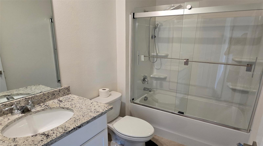DAVENPORT, Florida 33837, 5 Bedrooms Bedrooms, ,3 BathroomsBathrooms,Residential,For Sale,NUMA FALLS,0,MFRS5128944