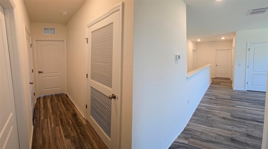 DAVENPORT, Florida 33837, 5 Bedrooms Bedrooms, ,3 BathroomsBathrooms,Residential,For Sale,NUMA FALLS,0,MFRS5128944