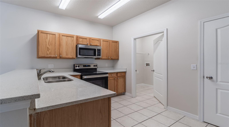 DAVENPORT, Florida 33896, 4 Bedrooms Bedrooms, ,3 BathroomsBathrooms,Residential,For Sale,ROYAL RIDGE,0,MFRO6318030