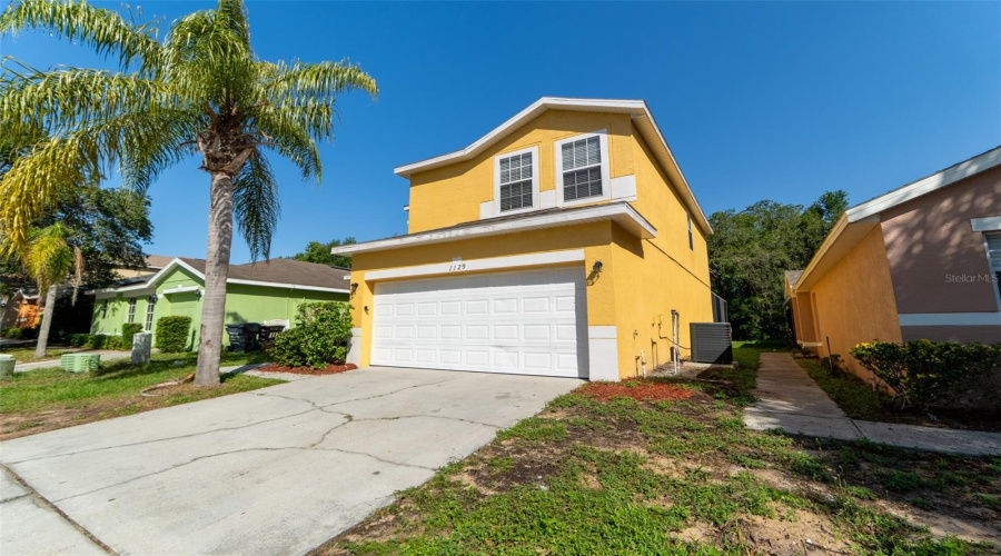 DAVENPORT, Florida 33896, 4 Bedrooms Bedrooms, ,3 BathroomsBathrooms,Residential,For Sale,ROYAL RIDGE,0,MFRO6318030