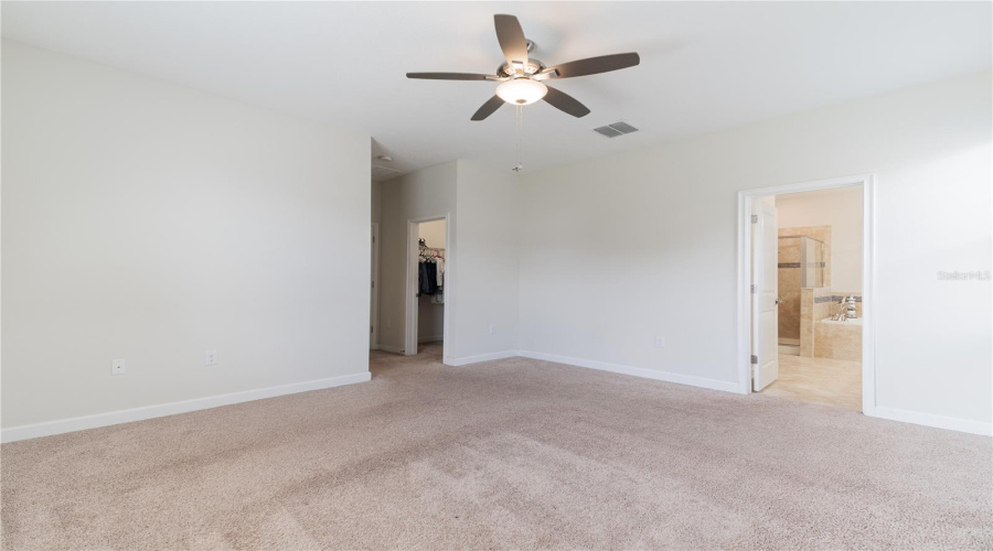 DAVENPORT, Florida 33837, 4 Bedrooms Bedrooms, ,3 BathroomsBathrooms,Residential,For Sale,CORTLAND,0,MFRS5129298