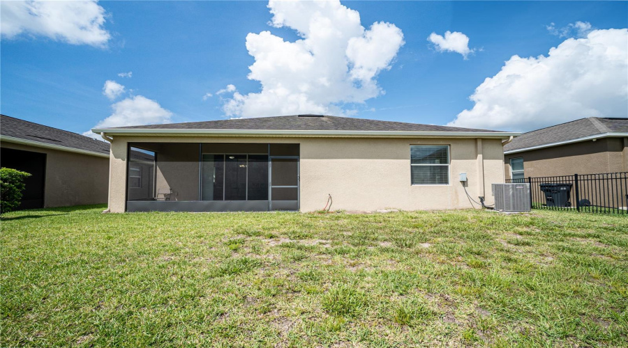 DAVENPORT, Florida 33837, 4 Bedrooms Bedrooms, ,3 BathroomsBathrooms,Residential,For Sale,CORTLAND,0,MFRS5129298