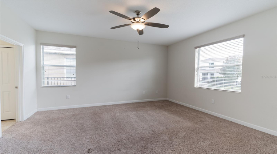 DAVENPORT, Florida 33837, 4 Bedrooms Bedrooms, ,3 BathroomsBathrooms,Residential,For Sale,CORTLAND,0,MFRS5129298